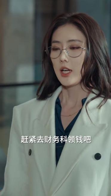 隐身侍卫在线阅读_完整章节连载_无广告弹窗